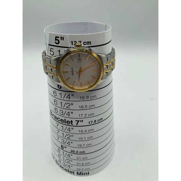Seiko Women\'s Watch, 2N0235 about 30mm- Silver/Gold